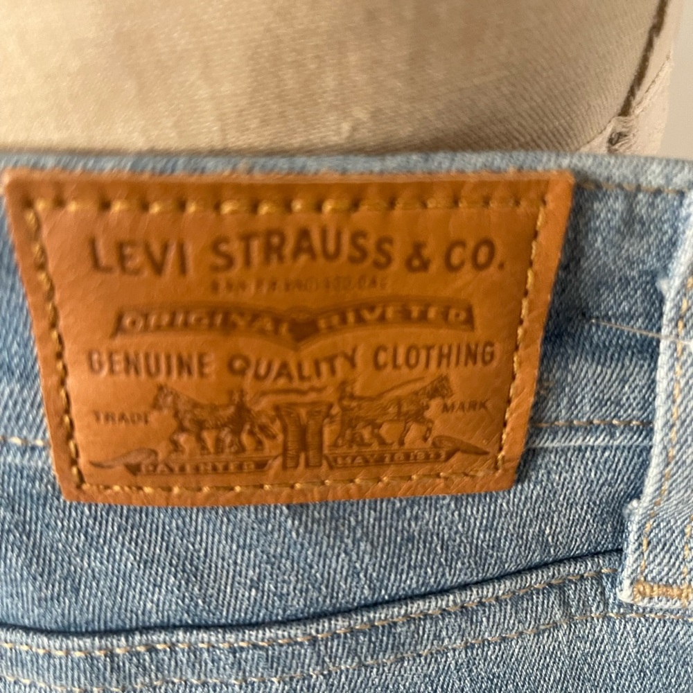 Patchwork Levi’s Sz 32 - image 3